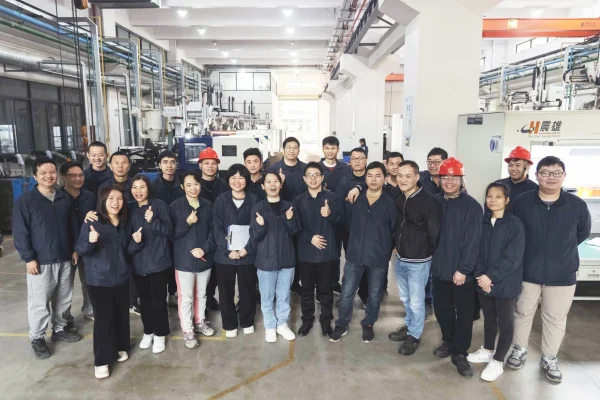 TDB Tech‘s Injection Molding Team